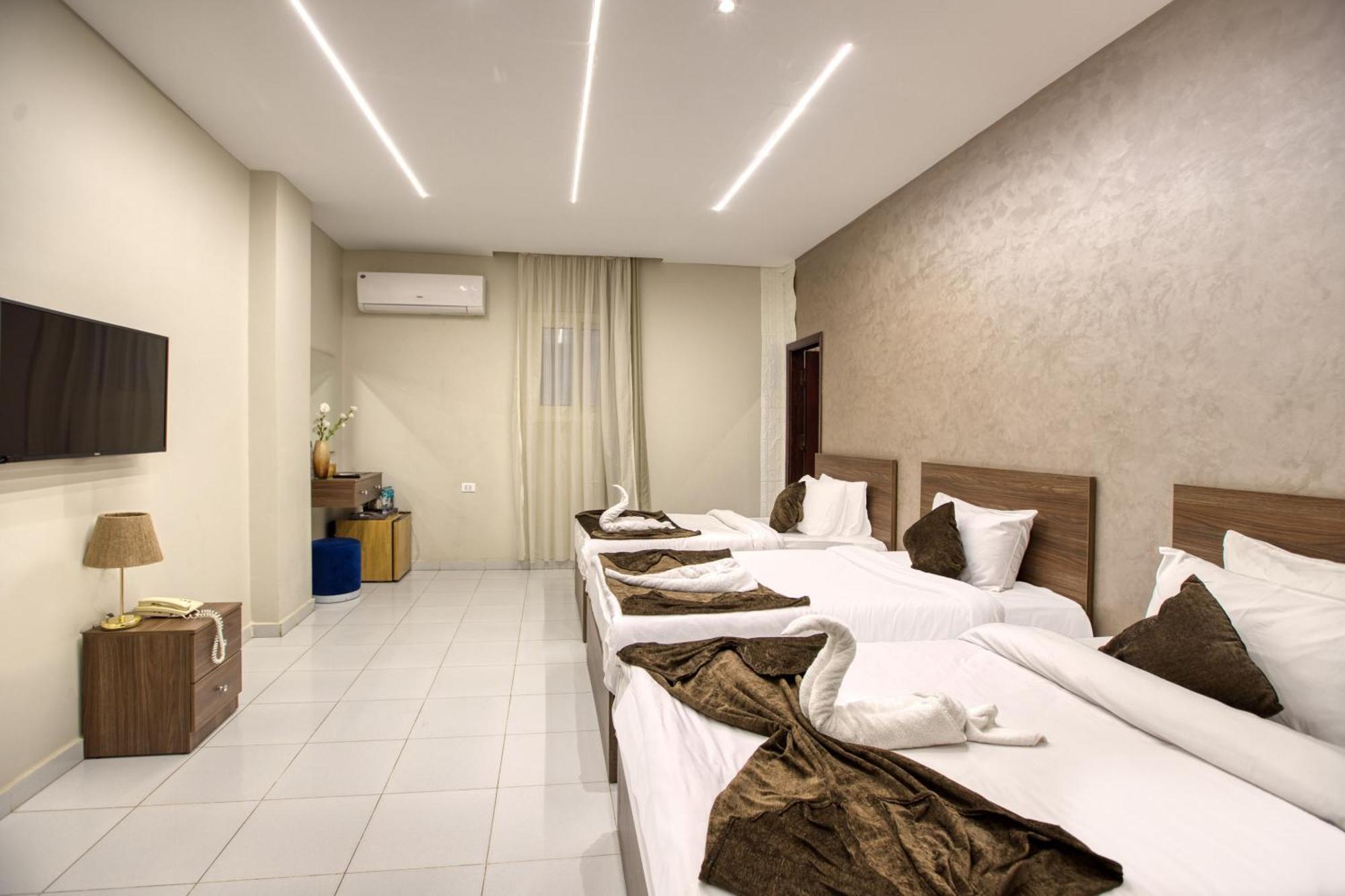 Giza Papyrus Pyramids Guest house