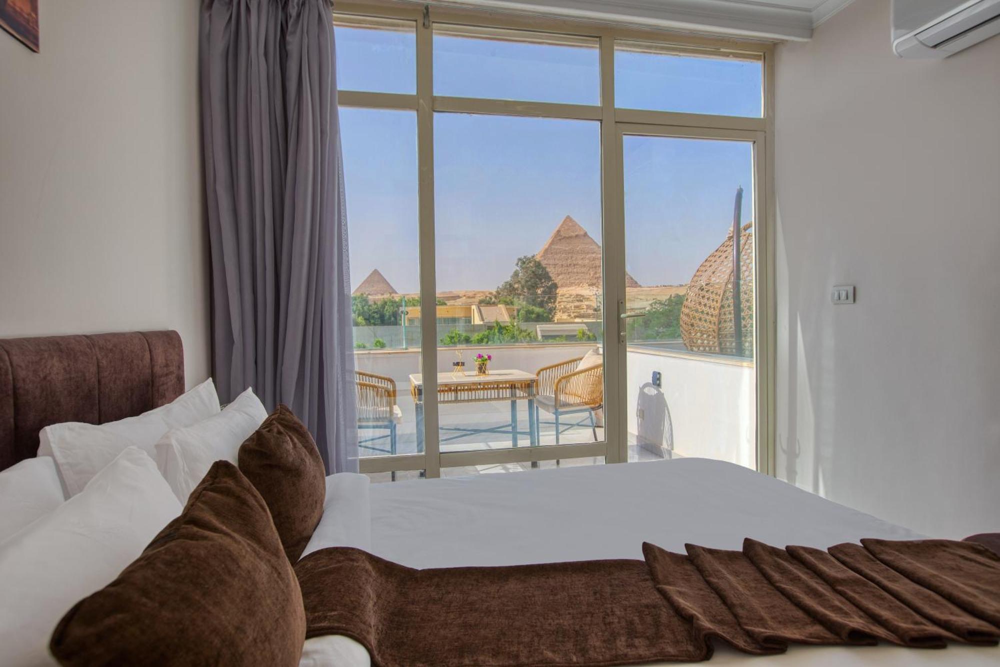 Giza Papyrus Pyramids